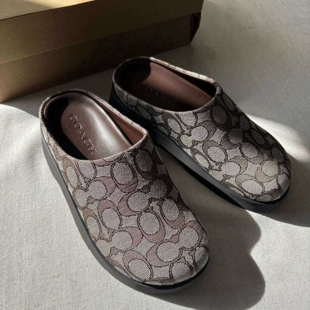New Coach Link Mule Signature Jacquard Oak Maple Slip-On Size 7 | Chic Casual - Picture 4 of 9